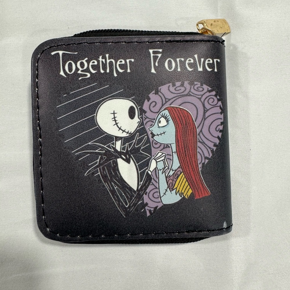 “NEW” THE NIGHTMARE BEFORE CHRISTMAS COIN AND ID PURSE WALLET. JACK AND SALLY